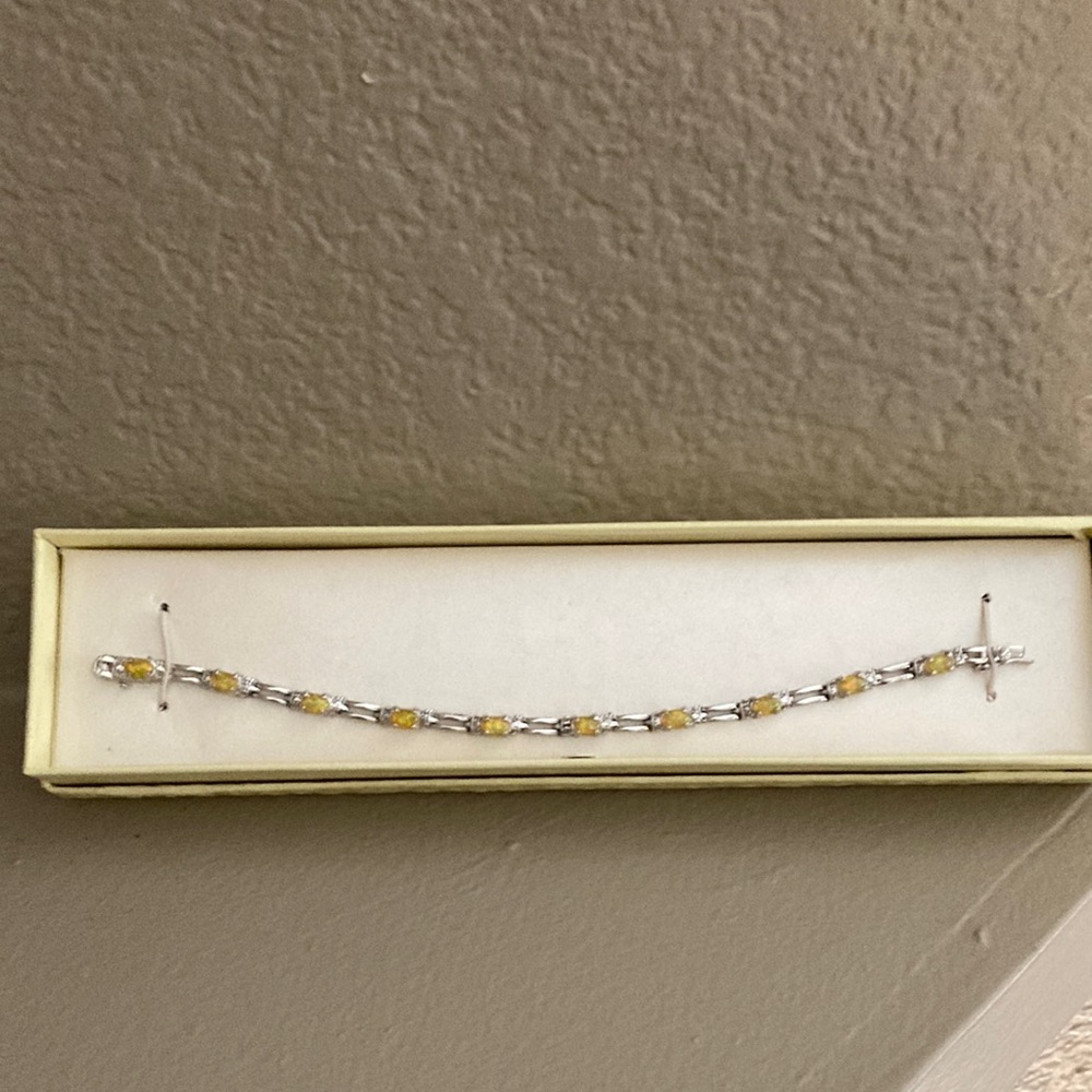 Bracelet